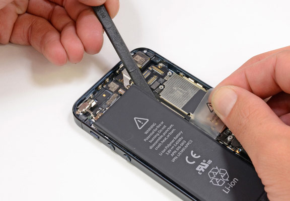Замена батареи на Вашем айфоне 